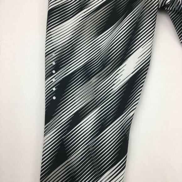 Nike Womens Capri Pants Black White Diagonal Stripes Stretch Running Dri-Fit M - Picture 6 of 12